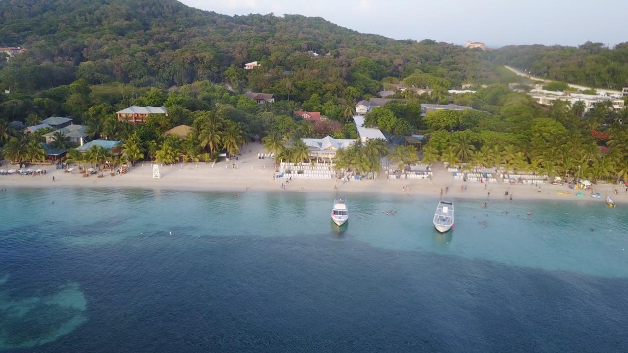 Hotel Henry Morgan All Inclusive West Bay Eksteriør billede